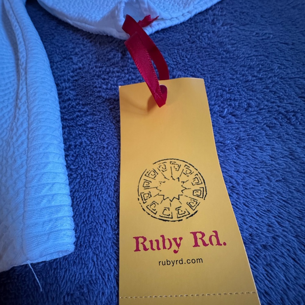 Ruby Rd. White Textured Top - Picture 5 of 5